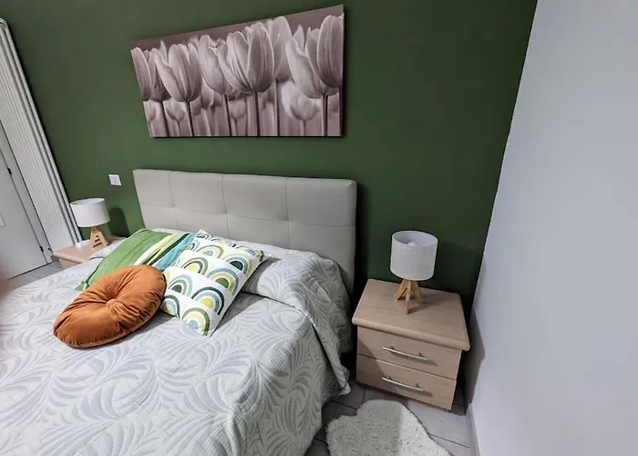 Bright Flat Just 10 Minutes From The Centre Apartamento Como